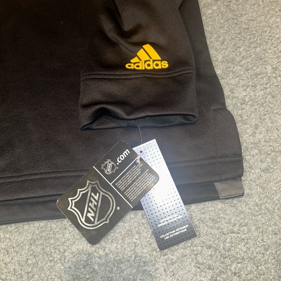 Men's Adidas Black Boston Bruins Large NHL Jersey Pullover Hoodie Hood NWT 🔥 - Picture 4 of 7